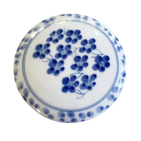 Vintage Japan Blue and White Hand Painted Porcelain Round Lidded Trinket Box - Picture 1 of 7